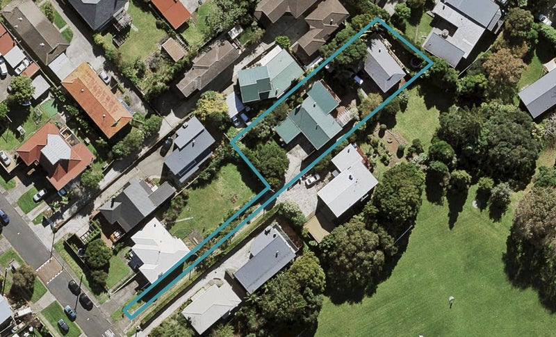 10B Belfast Street, Hillsborough, Auckland - Carousel 1