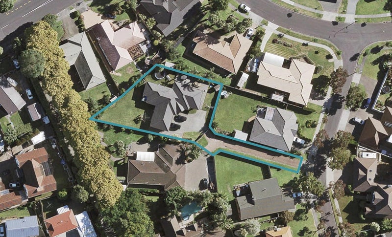 5 Mull Place, Wattle Downs, Auckland - Carousel 1