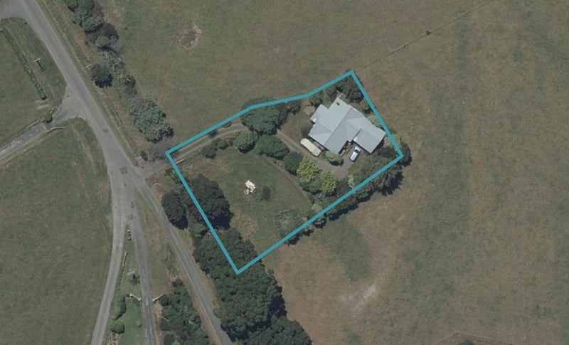 69 Hacketts Road, Ashhurst, Palmerston North - Carousel 1