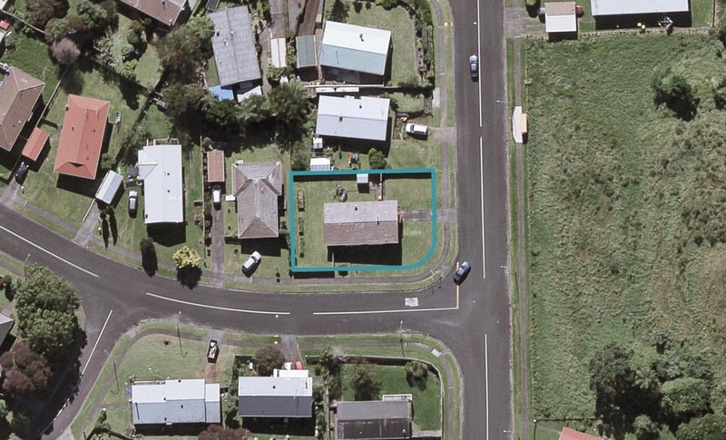 39 Kauri Street, Merrilands, New Plymouth - Carousel 1