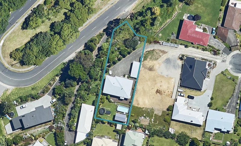 34 Rutherford Street, Otumoetai, Tauranga - Carousel 1