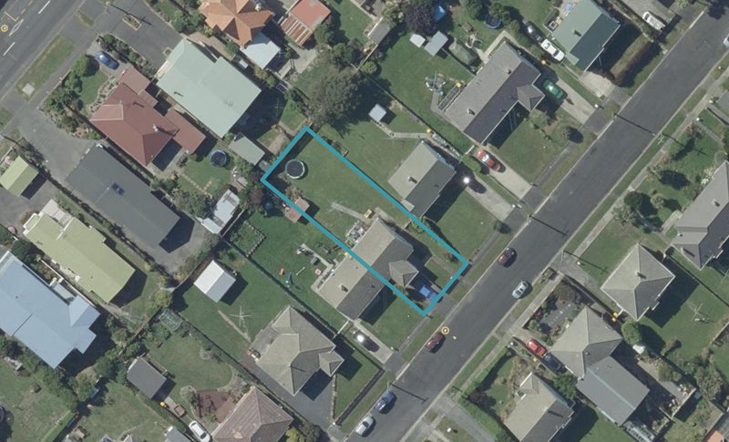 29 Puketai Street, Andersons Bay, Dunedin - Carousel 1