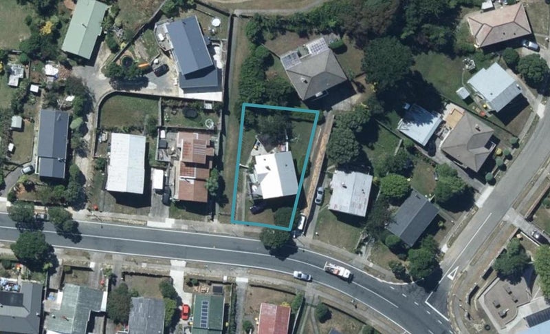 167 Conclusion Street, Ascot Park, Porirua - Carousel 1