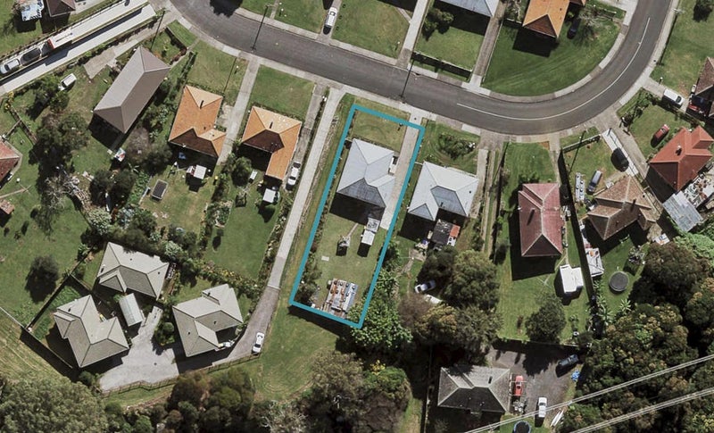 28 Firth Crescent, Otara, Auckland - Carousel 1