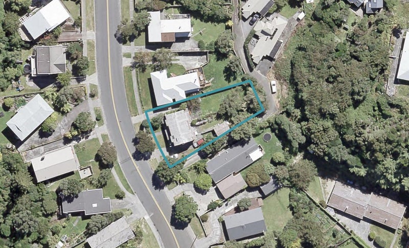 1/200 Dowse DR, Maungaraki, Lower Hutt - Carousel 1