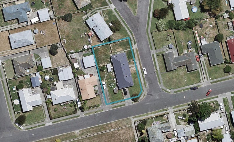 5/3 Cornford Place, Onekawa, Napier - Carousel 1