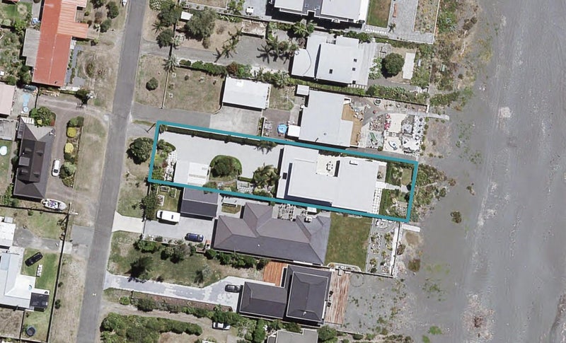 20 Ferguson Street North, Bay View, Napier - Carousel 1