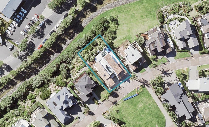 9 Tui Brae, Beachlands, Auckland - Carousel 1