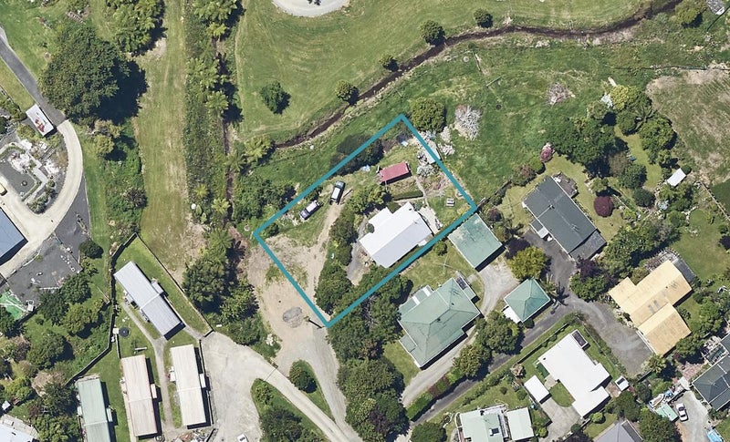 19 Gray Street, Katikati, Katikati - Carousel 1