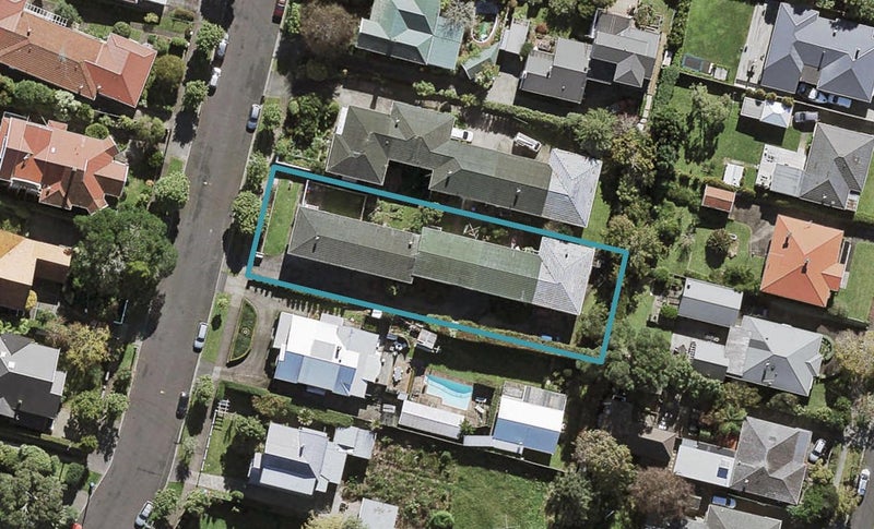2/8 Kakariki Avenue, Mount Eden, Auckland - Carousel 1