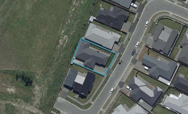 3 Davaar Crescent, Broomfield, Christchurch - Carousel 1