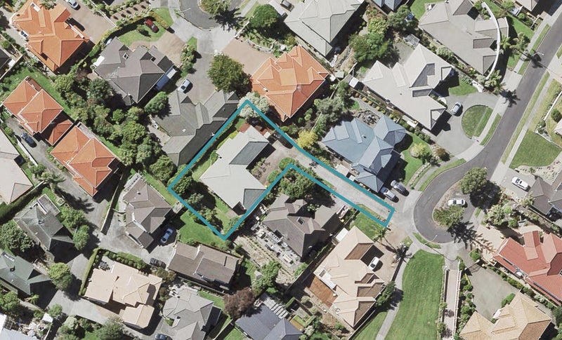 9 Larkin Place, Somerville, Manukau - Carousel 1