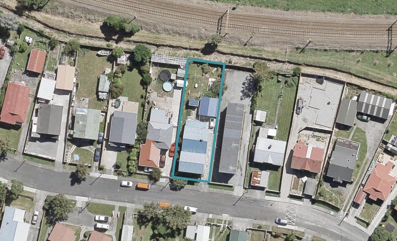 91 Randwick Crescent, Moera, Lower Hutt - Carousel 1