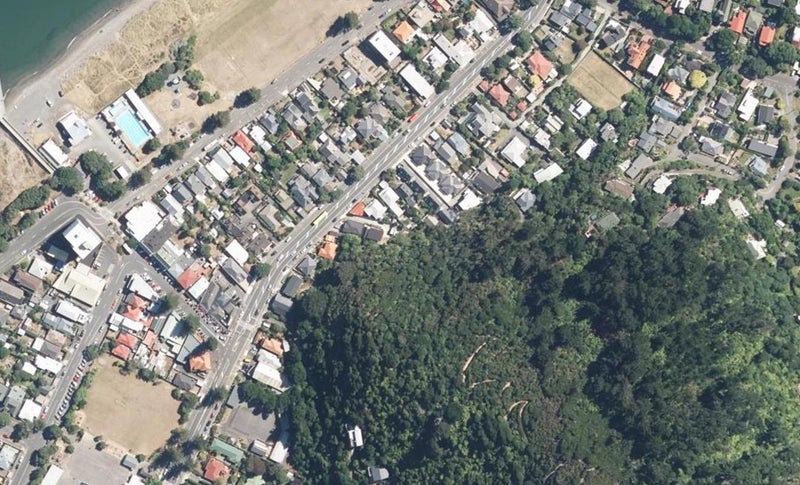 3/131 Muritai Road, Eastbourne, Lower Hutt - Carousel 1