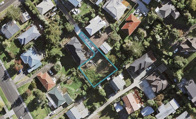 5 Peter Mulgrew Street, New Windsor, Auckland - Carousel 1