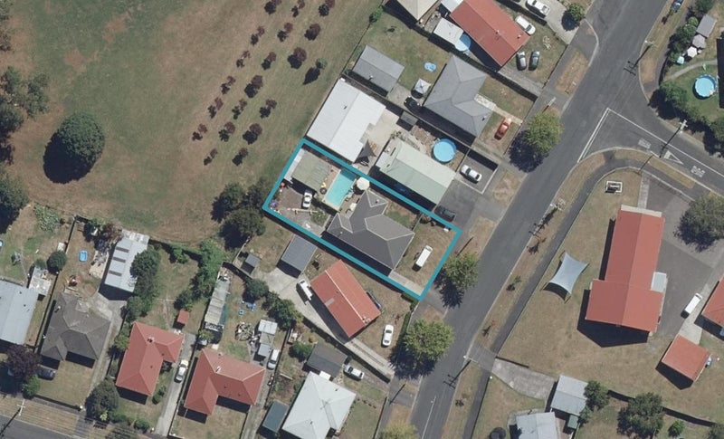 200 Mahoe Street, Melville, Hamilton - Carousel 1