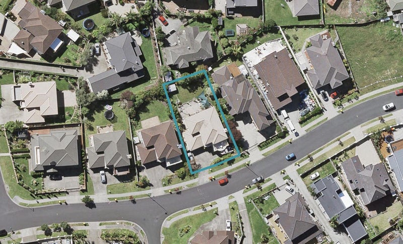 95 Killybegs Drive, Pinehill, Auckland - Carousel 1