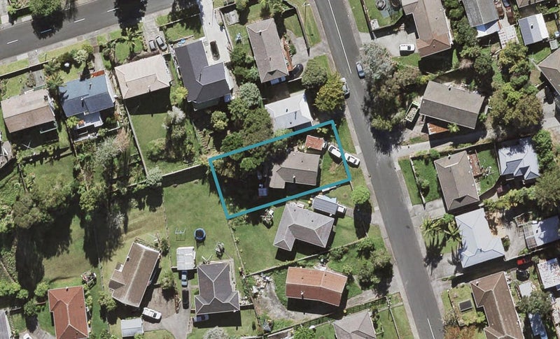 4 Shale Avenue, Massey, Auckland - Carousel 1
