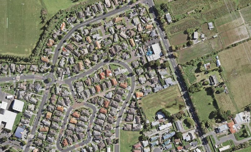42 Foxlaw Street, Randwick Park, Auckland - Carousel 1