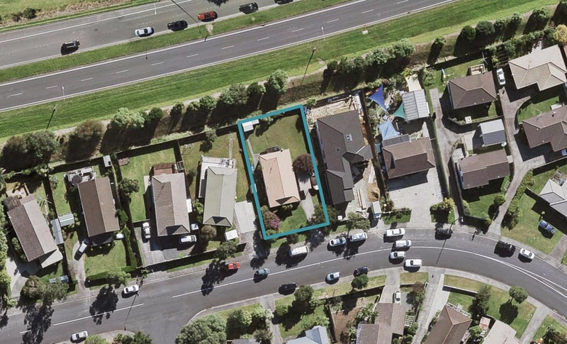 13 Barbados Drive, Unsworth Heights, Auckland - Carousel 1