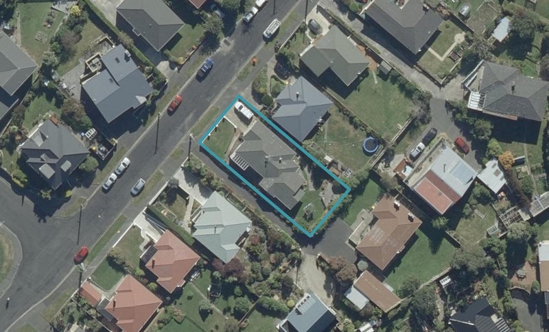 64 Murano Street, Shiel Hill, Dunedin - Carousel 1