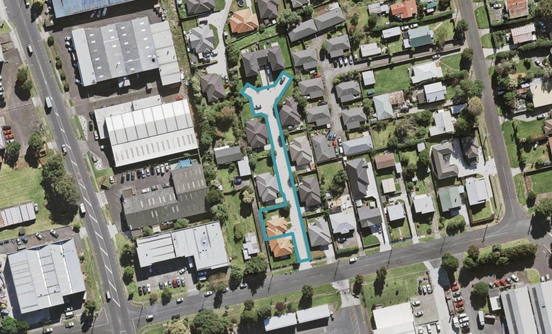 67A Hastie Avenue, Mangere Bridge, Auckland - Carousel 1