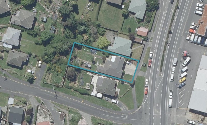 322 Kaikorai Valley Road, Bradford, Dunedin - Carousel 1