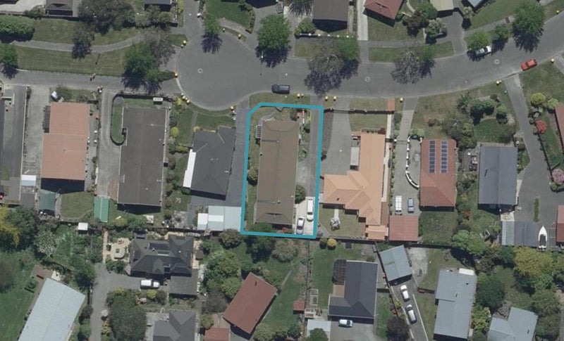 1/15 Wakelin Place, Redwood, Christchurch - Carousel 1