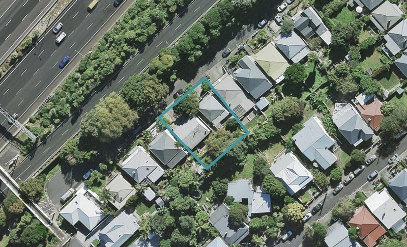 12 Takau Street, Eden Terrace, Auckland - Carousel 1
