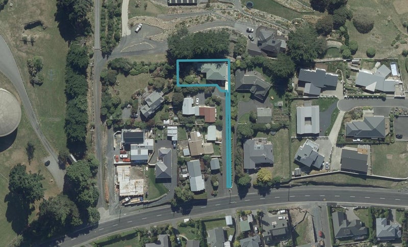 317 Highcliff Road, Highcliff, Dunedin - Carousel 1
