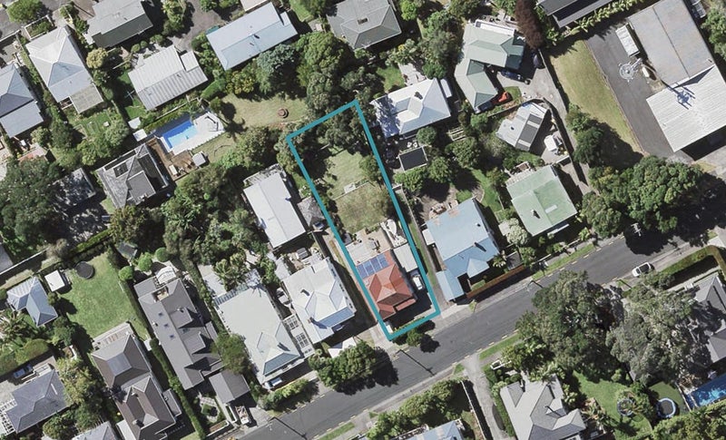 12 Mozeley Avenue, Devonport, Auckland - Carousel 1