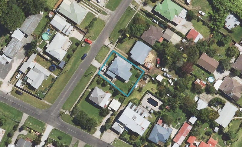 3 Willow Street, Mangapapa, Gisborne - Carousel 1