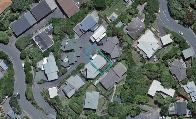 35 Madras Street, Khandallah, Wellington - Carousel 1