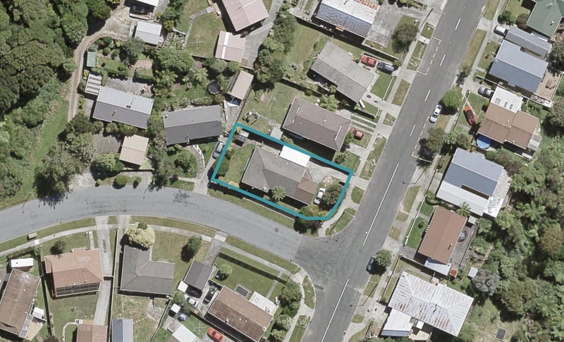 146 Holborn Drive, Stokes Valley, Lower Hutt - Carousel 1