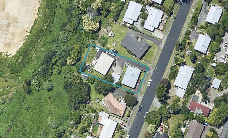 12B Burns Street, Gate Pa, Tauranga - Carousel 1