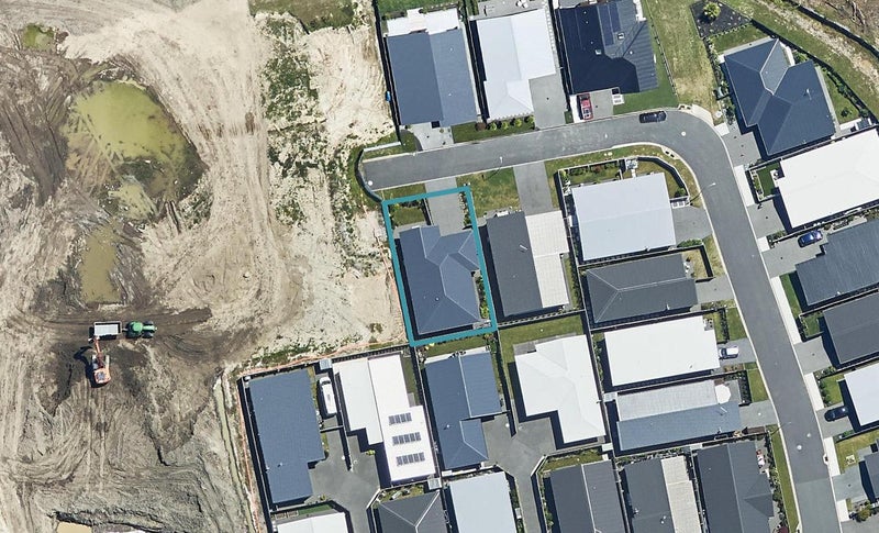 35 Saint Pauls Drive, Brookfield, Tauranga - Carousel 1