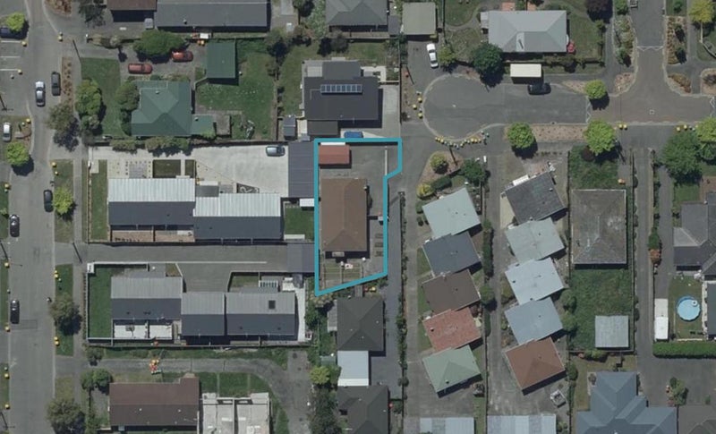 2 Hendon Street, Edgeware, Christchurch - Carousel 1