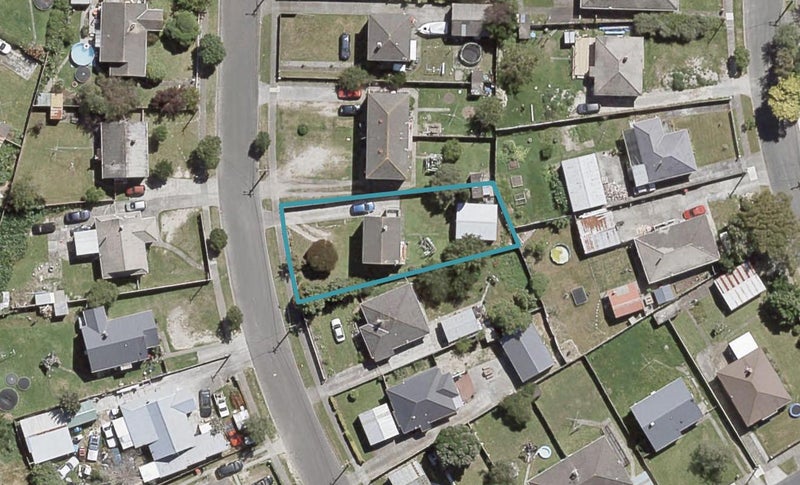 6 Compton Crescent, Taita, Lower Hutt - Carousel 1