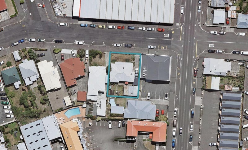 8 Edwardes Street, Napier South, Napier - Carousel 1