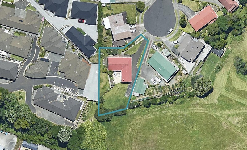 11 Knox Place, Greerton, Tauranga - Carousel 1