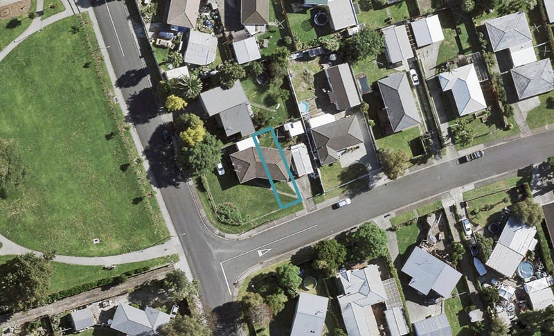 35 Sunnypark Avenue, Rosehill, Papakura - Carousel 1