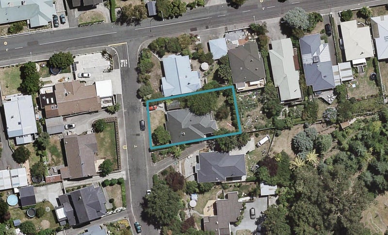 2 Ormond Road, Hospital Hill, Napier - Carousel 1