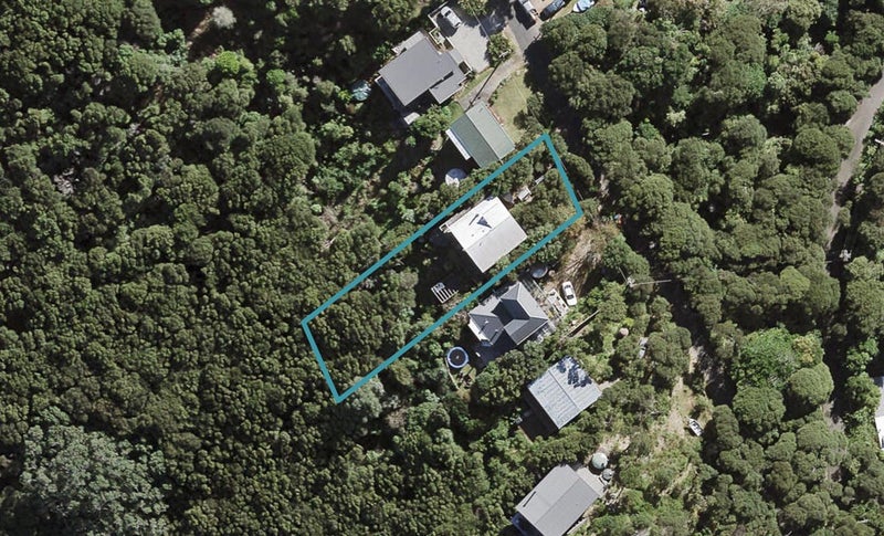 48 Okoka Road, Omiha, Waiheke Island - Carousel 1
