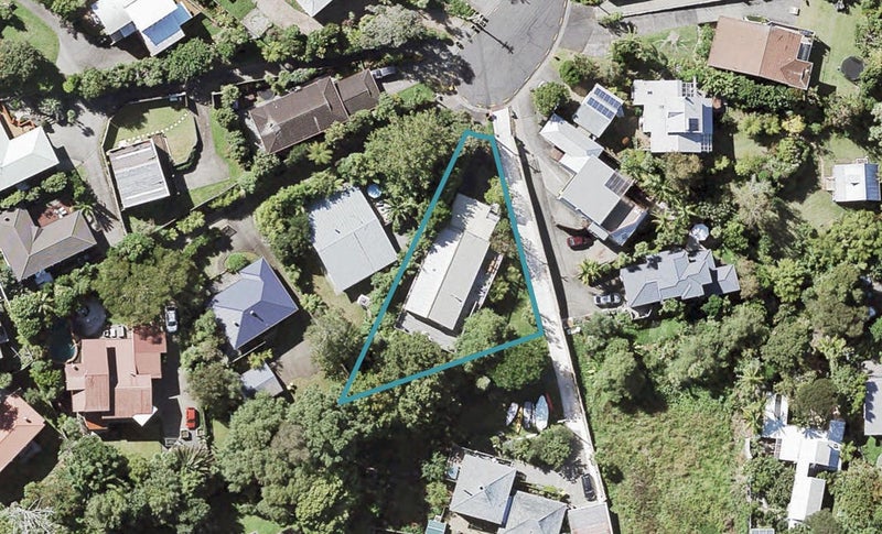 38 Kiteroa Terrace, Rothesay Bay, Auckland - Carousel 1