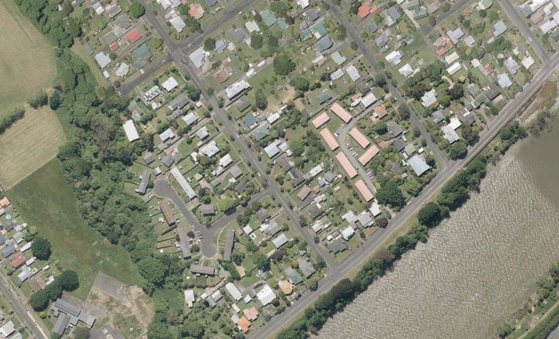 10 Stewart Street, Aramoho, Whanganui - Carousel 1