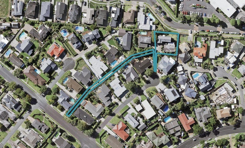 1/16 Indus Place, Half Moon Bay, Auckland - Carousel 1