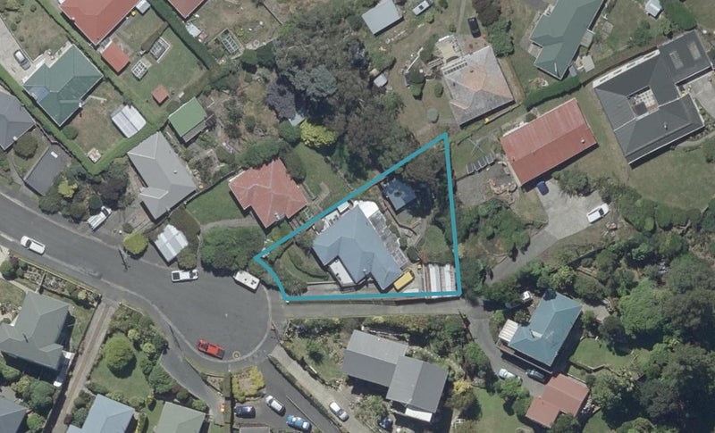 7 Watkin Street, Pine Hill, Dunedin - Carousel 1