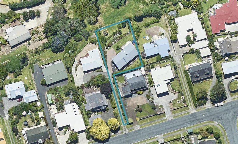 44 Corinna Street, Welcome Bay, Tauranga - Carousel 1