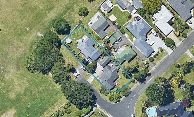 2 Larcy Road, Lynmore, Rotorua - Carousel 1