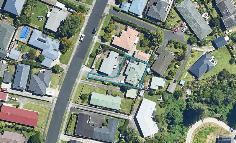 92 Ridge Street, Otumoetai, Tauranga - Carousel 1